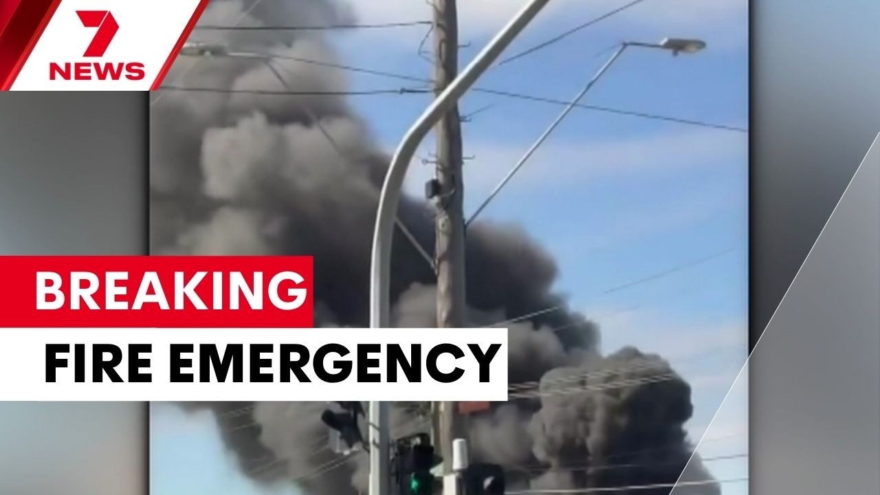 Emergency Warning: Explosions Rock North Geelong Thompson Road